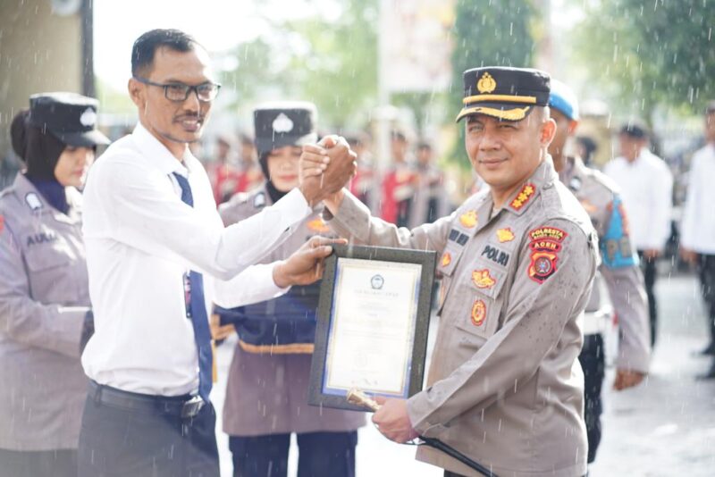 Kapolresta Banda Aceh Beserta Personel Raih Penghargaan dari TRC PPAI