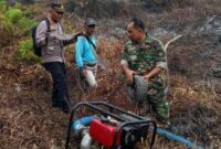 Perkebunan Sawit Milik PT Nafasindo Terbakar, Personel TNI/Polri Gerak Cepat Padamkan Api