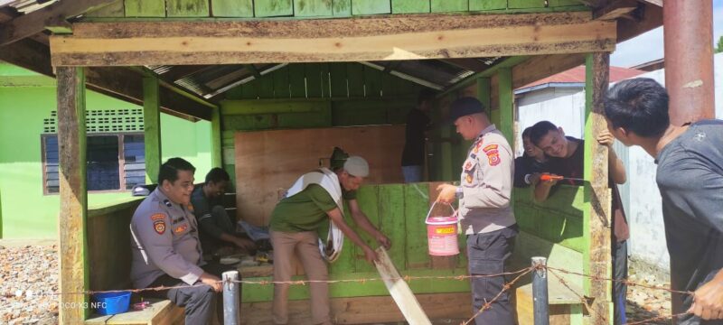 Pospol Blangjerango Merenovasi Pos Satkamling di Desa Peparik Gaib Kec. Blangjerango Kab. Gayo Lues