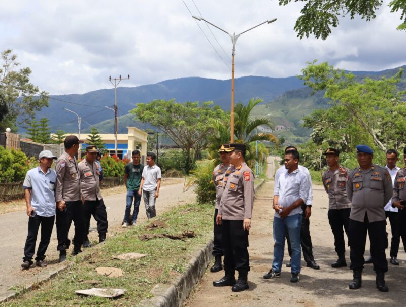 Kapolres Gayo Lues Ajak Dinas PUPR Bersihkan Jalan Kota Blangkejerean 