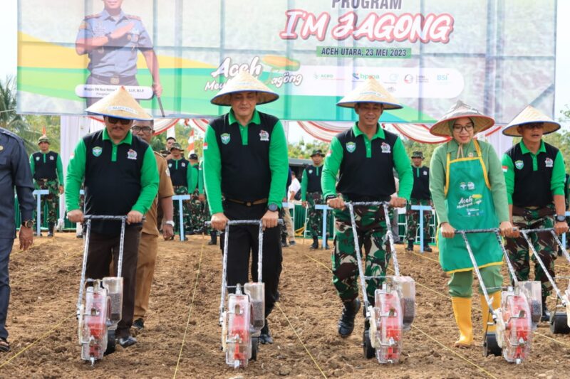 Kapolda Aceh Hadiri Acara Tanam Jagung Perdana Program 