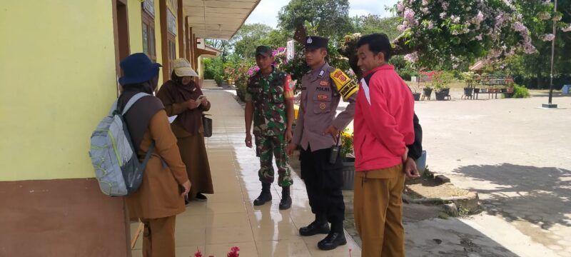 Tunjukkan Kekompakan, TNI-POLRI Sambangi Desa Di Wilayah Hukum Kecamatan Bandar