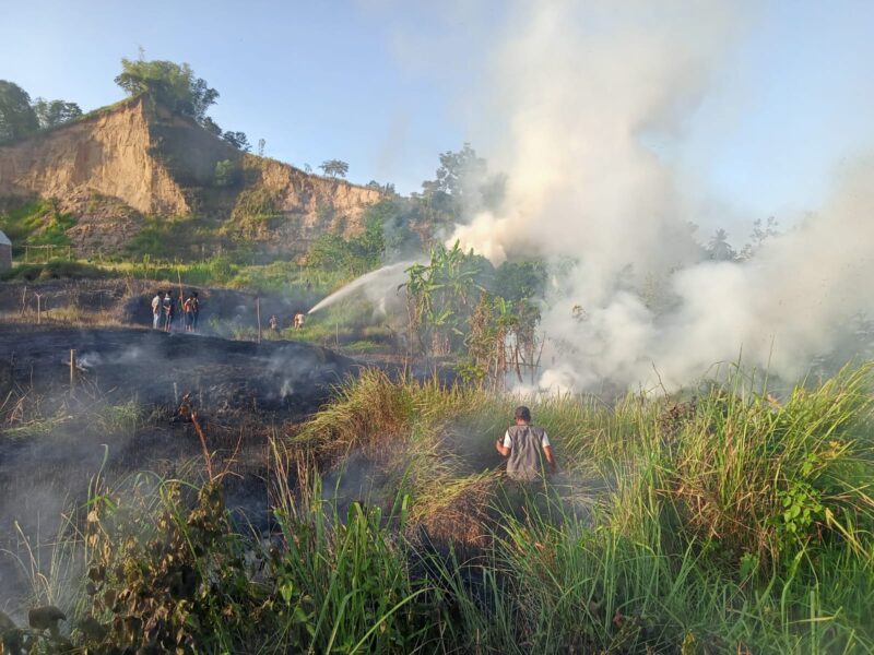 Kebakaran Lahan di Paya Punteut Muara Dua, Polisi Datangi TKP
