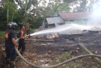 Akibat Konsleting Listrik, 1 Unit Rumah Di Desa Meriah Jaya, Kecamatan Gajah Putih Lenyap Terbakar