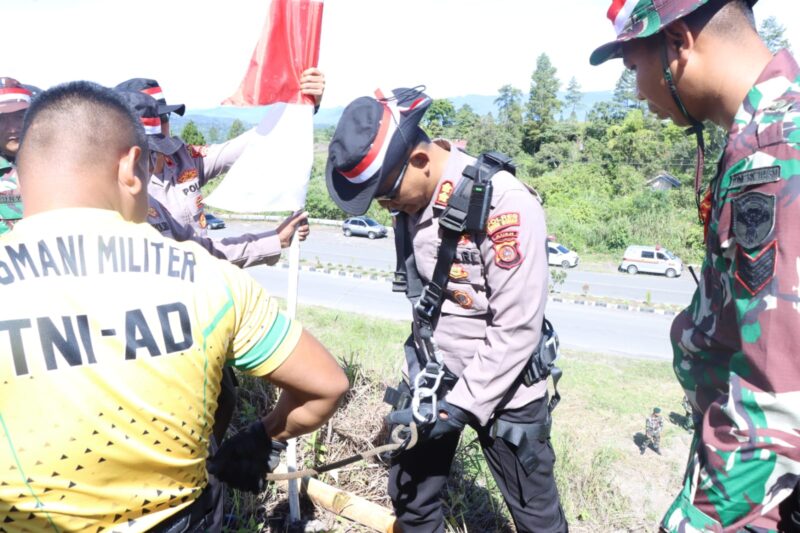 Dalam Rangka Memeriahkan HUT RI Ke-78, TNI-POLRI dan Pemda Melaksanakan Kegiatan Napak Tilas
