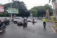 Personil Satlantas Polresta Banda Aceh melaksanakan kegiatan Strong Point Pagi, diseputaran kota Banda Aceh, Rabu  (20/9/2023) Pukul 06.30 wib.