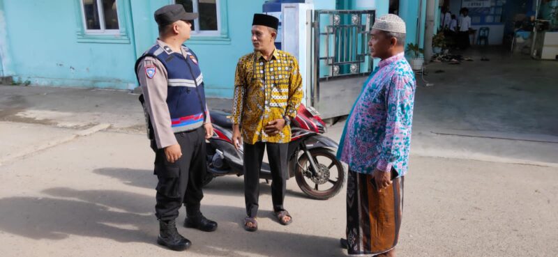 Maklumat Kapolda Aceh tentang larangan membakar hutan dan lahan, dilaksanakan oleh personel Polsek Ulee Kareng, Sabtu (30/9/23).