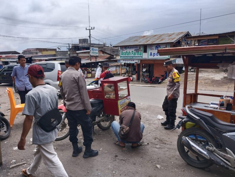 Ciptakan Situasi Kondusif, Personil Polsek Permata Melaksanakan Patroli Perintis