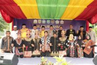 Polresta Banda Aceh melaksanakan proses Peuseujuk terhadap lima paguyuban mahasiswa yang sebelumnya bentrok di SMKN 123 Lhong Raya, Banda Aceh, Minggu (5/11/2023).