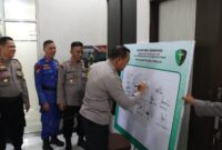 Kapolres Simeulue dan Pejabat Polres Simeulue Menandatangani Komitmen Mendukung Proses Akreditasi FKTP