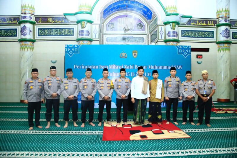 Gelar Isra Mikraj, Personel Bhayangkara Diingatkan Pentingnya Ketakwaan dalam Bertugas