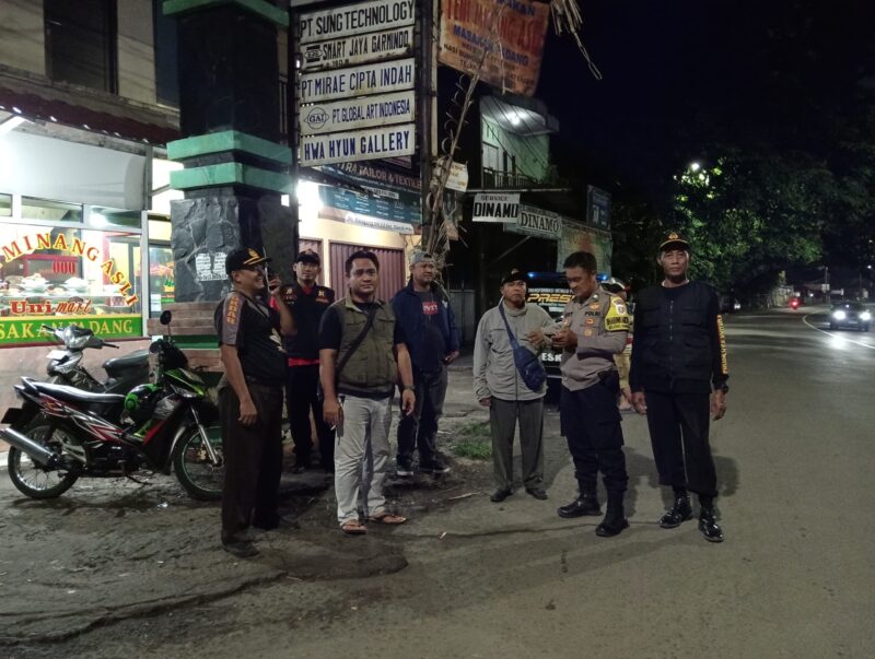 Kepolisian Sektor Bekasi Timur Bersama Kamtibmas Bojong Rawa Lumbu Antisipasi Tawuran Remaja