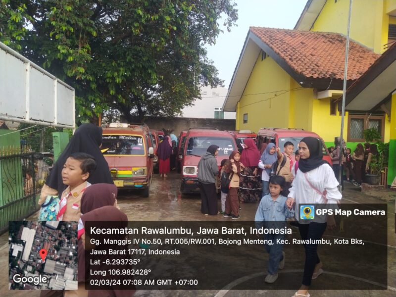 Persiapan anak kelas 4 kelas 1 untuk tour ke gedung musium tambun Bekasi Jabar.