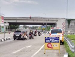 Lalu lintas di Exit tol Wika Serang Panimbang (WSP) Lebak, Banten pada H-5 Idulfitri 2024, terpantau lancar. (Foto : TIMESLINES INEWS/Heru Nurhadiyansyah)