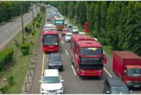 Kemacetan kendaraan di jalur tol Tangerang-Merak. (Foto : TIMESLINES INEWS/Heru Nurhadiyansyah)