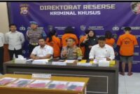 Konferensi pers pengungkapan kasus endorse situs judi online yang diduga dilakukan selebgram, di Mapolda Banten. Senin , 24 Juni 2024. (Foto: TLii/Heru)