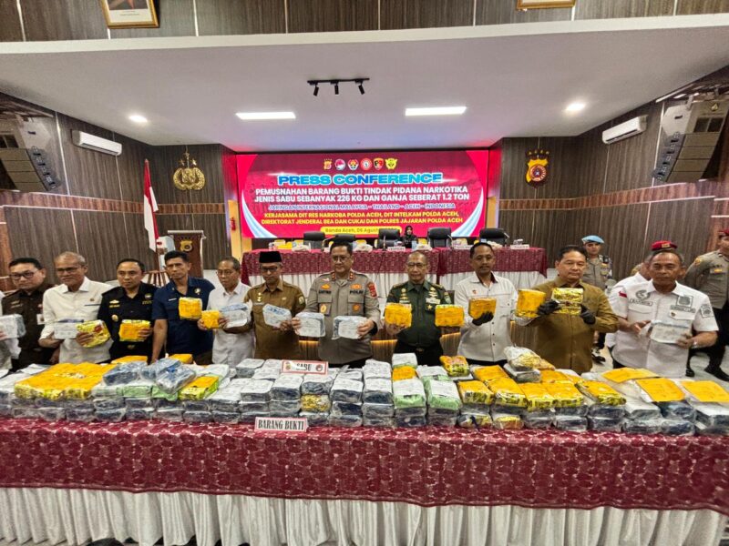 Polda Aceh Musnahkan Barang Bukti Sabu 226 Kg dan Ganja 1,2 Ton