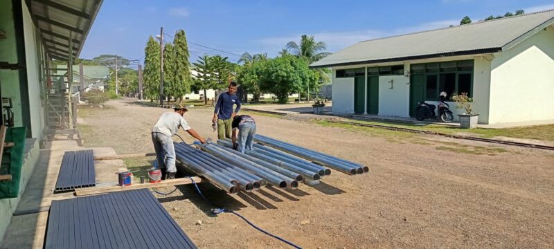 Proyek peningkatan fasilitas di SMPN 1 Banda Aceh menunjukkan kemajuan signifikan pada hari ke-12 pelaksanaannya.