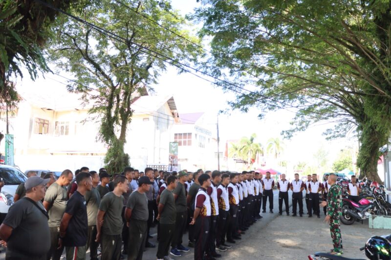 Gotong royong ini bertujuan tidak hanya untuk menyukseskan PON XXI Aceh-Sumut, tetapi juga untuk memastikan Aceh Barat siap sebagai tuan rumah untuk cabang olahraga Hand Ball dan Soft Ball.