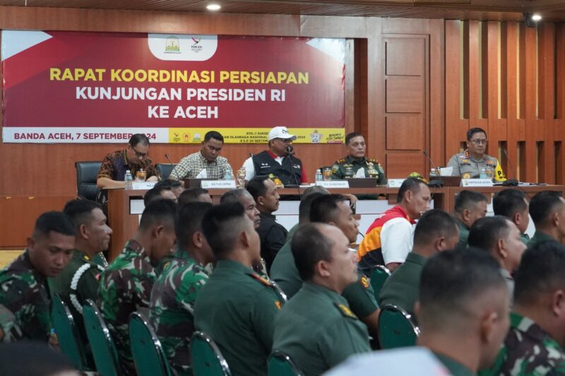 Mayor Jenderal TNI Niko Fahrizal, M.Tr(Han)., menghadiri Rapat Koordinasi Wilayah (Rakorwil) untuk mempersiapkan kunjungan Presiden Republik Indonesia, Ir. H. Joko Widodo, ke Provinsi Aceh. 