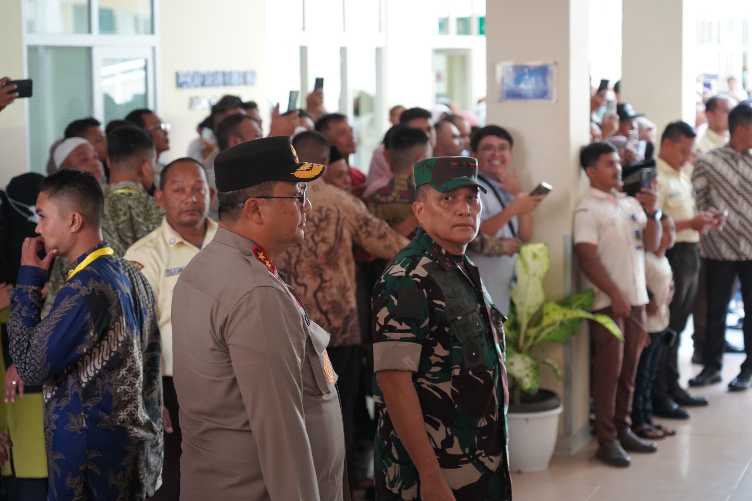  Mayjen TNI Niko Fahrizal, M.Tr(Han)., didampingi oleh Kapolda Aceh Irjen Pol. Achmad Kartiko, pastikan kelancaran dan keamanan kunjungan Presiden RI 