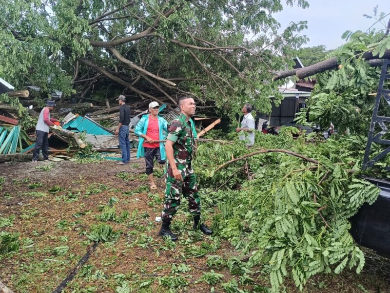 Cuaca ekstrem tersebut menyebabkan kerusakan infrastruktur, terganggunya aktivitas masyarakat, serta kerugian materiil yang cukup besar. Rabu (18/09/24).