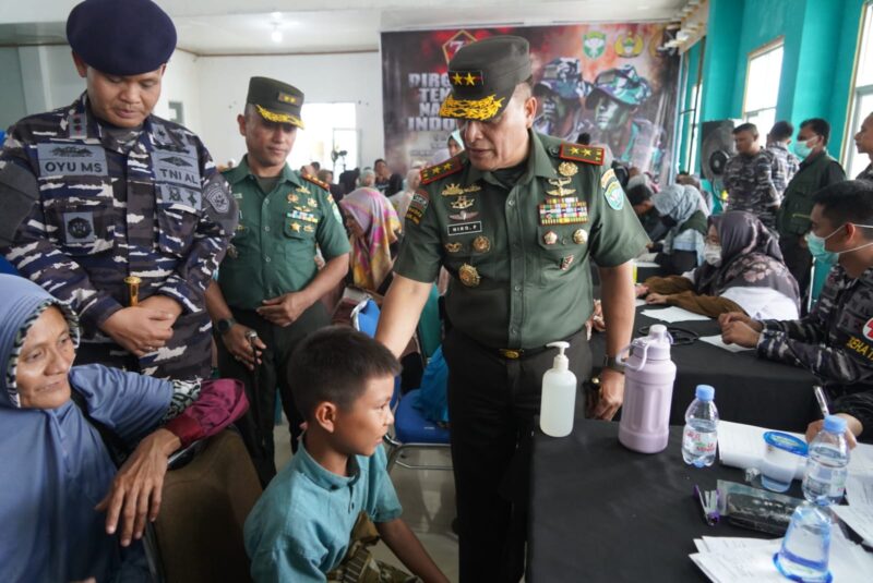 Kegiatan khitanan massal yang diselenggarakan oleh Kodam Iskandar Muda berhasil menjangkau 148 peserta  Minggu (22/09/24).