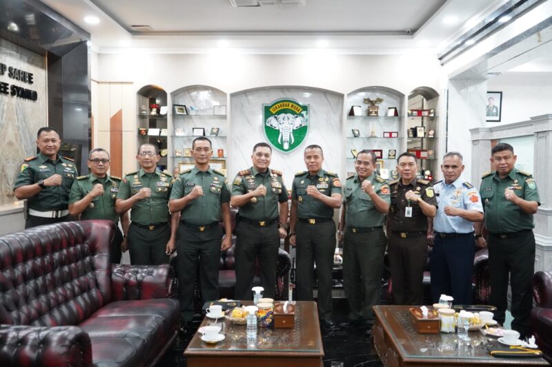 Pangdam IM mengucapkan terima kasih atas kunjungan Orjen TNI, yang bertujuan untuk memperkuat hubungan kerja sama antara Kodam IM dan Orjen TNI Rabu, (25/09/24).
