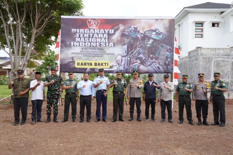 Kegiatan tersebut melibatkan sekitar 850 personel gabungan dari TNI, Polri, dan masyarakat. Sabtu pagi (28/09/24).