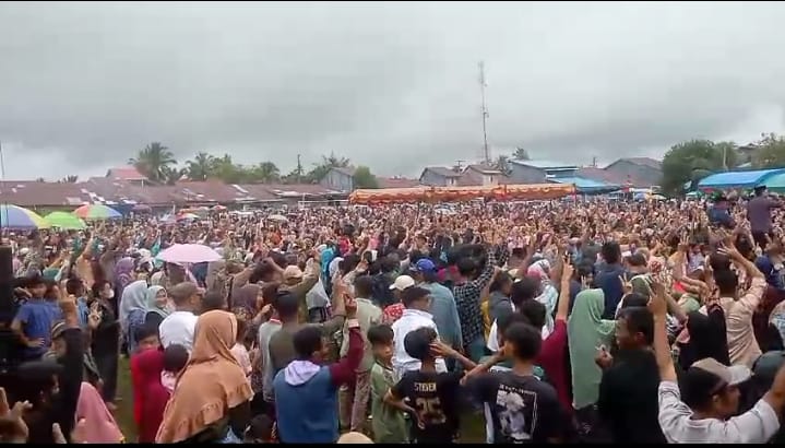 Kampanye Akbar Muhammad Nasrun Mikaris dan Nusar Amin Disambut Ribuan Massa di Simeulue Tengah*