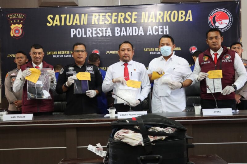 Hendak Selundupkan 959,49 Gram Sabu ke Lombok, Pria asal Pidie dan Jakarta Ditangkap