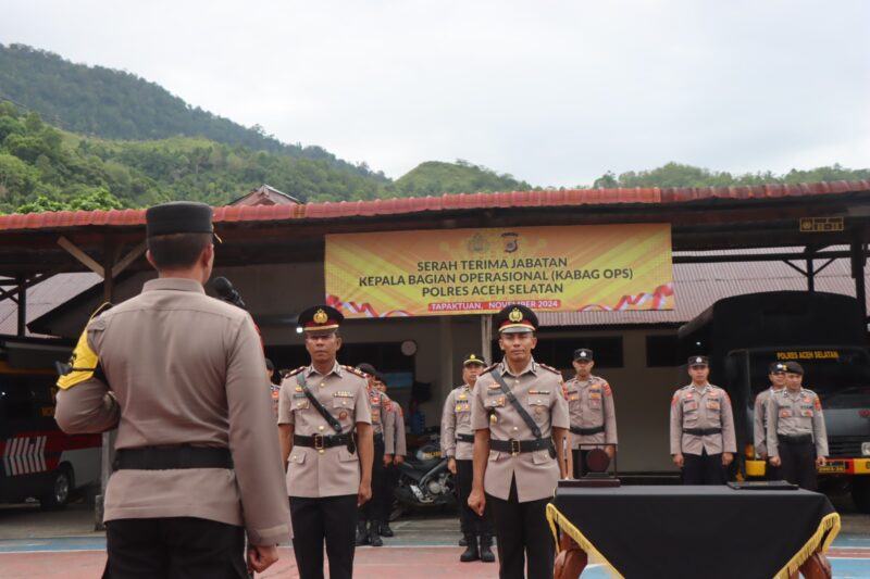 Kapolres Aceh Selatan Pimpin Upacara Sertijab Kabag Ops.