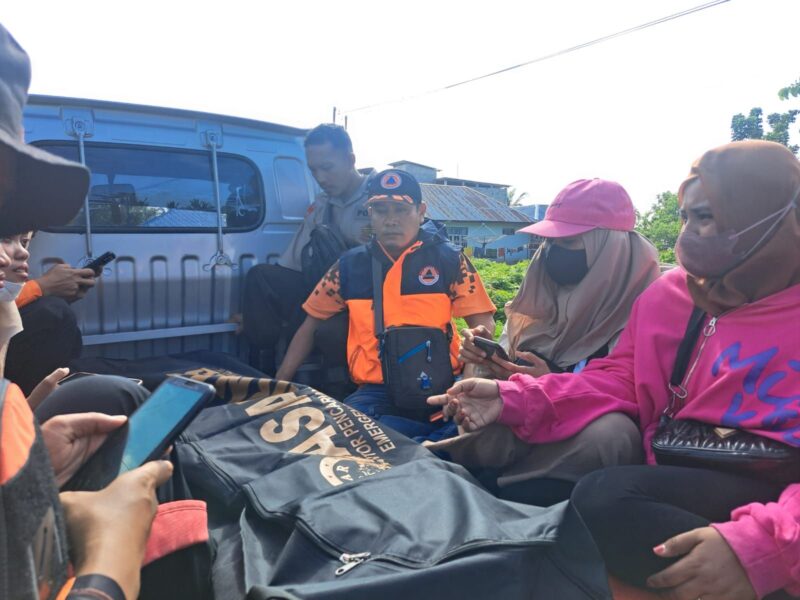 Pencarian Korban Hilang Terseret Arus Wisata Air Terjun Ogomojolo Parigo Moutong. (Foto : BPBD Sulteng).