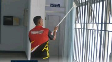 Bagian Tata Usaha Lapas Kelas I Medan Gelar Gotong Royong untuk Kebersihan dan Kenyamanan Lingkungan Kerja