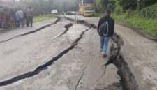 Ruas jalan nasional Bireuen- Takengon di Kilometer (Km) 16 kawasan Desa Blang Alue Rambong, Juli, Bireuen amblas  sepanjang 50 meterKamis (9/1/2025). 