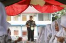 Mayor Jenderal TNI Niko Fahrizal, M.Tr.(Han)., memberikan pengarahan inspiratif kepada siswa-siswi SMA Negeri 2 Banda Aceh dalam sebuah acara khusus yang berlangsung di sekolah tersebut. Sabtu (18/1/2025)