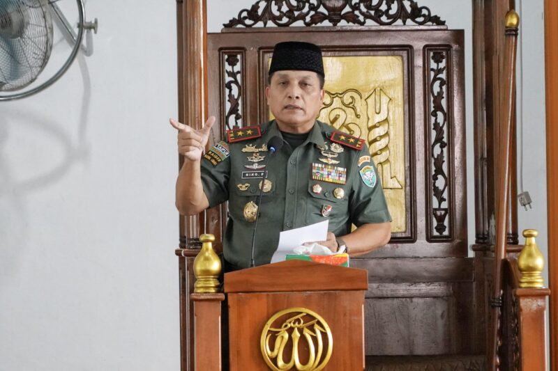 Mayor Jenderal TNI Niko Fahrizal, M.Tr. (Han), menyampaikan ucapan selamat memperingati Isra Mi'raj Nabi Muhammad SAW 1446 H/2025 M kepada seluruh prajurit, Senin (27/1/2025).