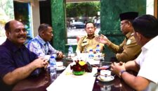 Bertemu Mendagri, Pj Gubernur Aceh dan Ketua DPR Aceh Bahas Pelantikan Gubernur dan Wakil Gubernur Aceh Terpilih