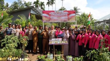 Bersama Bhayangkari, Kapolres Pidie Jaya Launching Program Pangan Lestari untuk Gizi Sehat