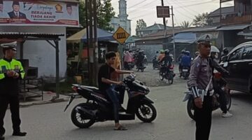 Sat Lantas Polres Tanjungbalai Hadir Dijalan Dalam Situasi Padat Kendaraan