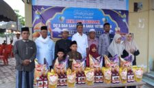 Santunan Anak Yatim-piatu, Warnai Buka Puasa Bersama Warga Teupin Peuraho.berlangsung di halaman Meunasah  Dusun Teupin Peuraho Gampong Teupin Peuraho kecamatan Meureudu Pidie Jaya. Sabtu sore (22-03-2025) foto Jurnalis TLii.