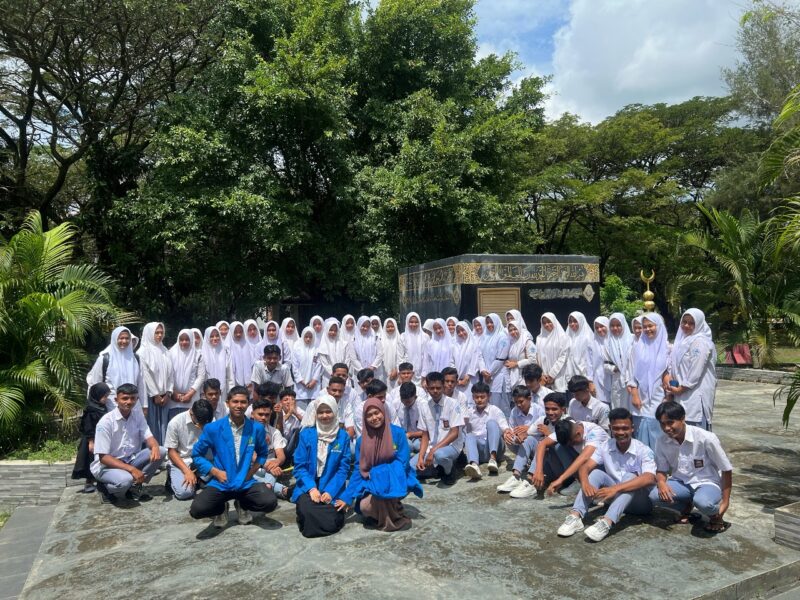 Siswa SMA 1 Kuta Cot Glie Kunjungi FDK UIN Ar-Raniry