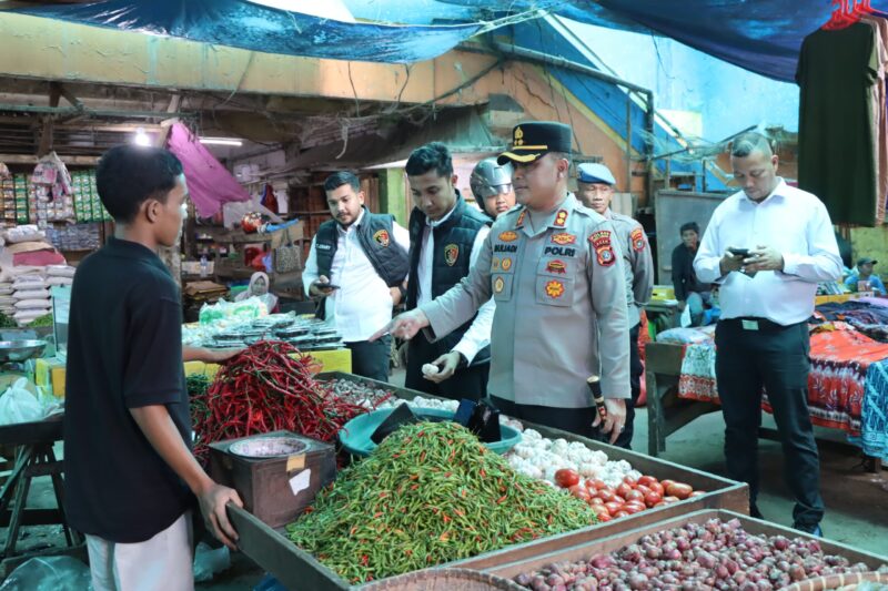 Kapolres Aceh Tamiang Pastikan Ketersediaan dan Harga Bahan Pokok Stabil saat Ramadan