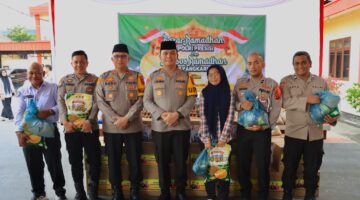 Polres Pelabuhan Belawan Gelar Bazar Ramadhan, Sediakan Sembako Murah untuk Warga