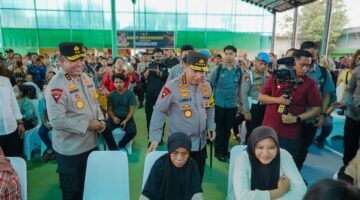 Kunjungi Polda Sumut, Kapolri Tinjau Renovasi Masjid hingga Bakti Sosial