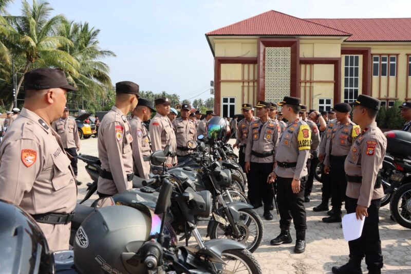 Polres Pidie Jaya menggelar Apel Kendaraan Dinas pada Selasa (25/3/2025)di Lapangan Apel Polres Pidie Jaya.Foto.Ist