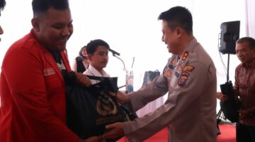 Polres Binjai Bagikan Sembako kepada BEM dan Masyarakat dalam Rangka Menyambut Ramadhan 1446 H