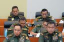 TNI merupakan langkah strategis untuk memperkuat pertahanan negara, meningkatkan profesionalisme prajurit, serta memastikan supremasi sipil dalam kehidupan berbangsa dan bernegara, hal tersebut disampaikan Kapuspen TNI dalam Keterangan tertulisnya, Sabtu (16/3/2025)