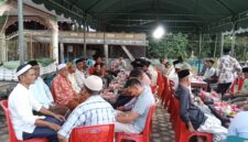 Jalin Kebersamaan, Warga Kuta Gelumpang Buka Puasa Bersama. senin (17/3/2025) foto Jurnalis TLII.